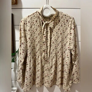 ONZE MONTRÉAL floral pattern cream blouse size XL